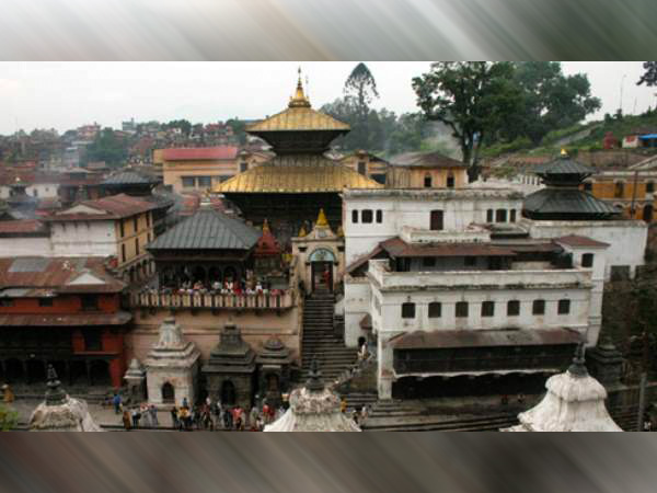 కర్ణాటక పూజారుల పూజలు