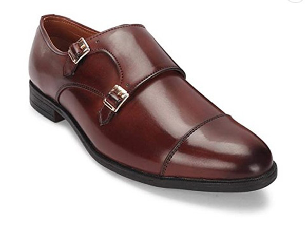 5. డబుల్-మాంక్ స్ట్రాప్ షూస్