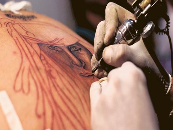 టాటూల వల్ల సమస్యలు