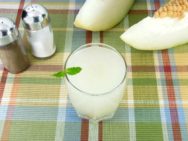 7. బూడిద గుమ్మడి చుండ్రును చక్కని చికిత్స