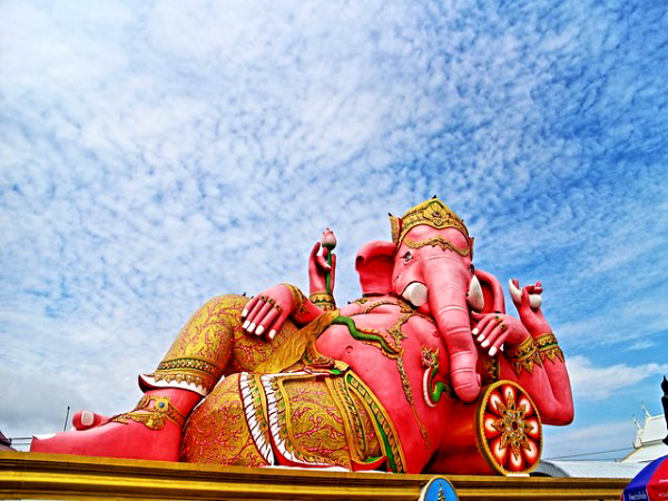 3. థాయ్ లాండ్