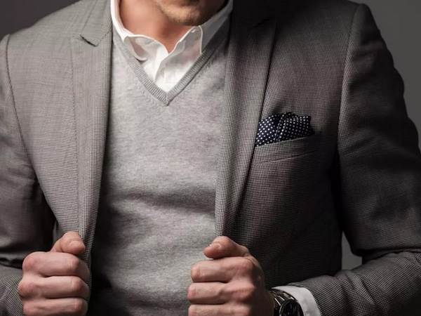 8. కష్మెరీ స్వెటర్