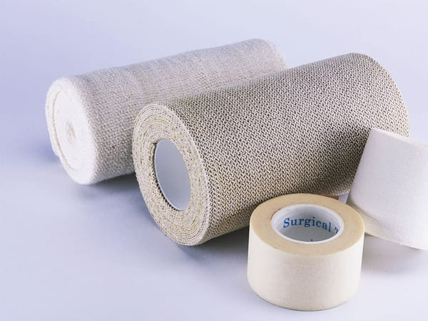 2. అంటుకునే కట్టు