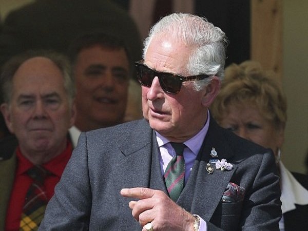 రెండు పుట్టినరోజులు