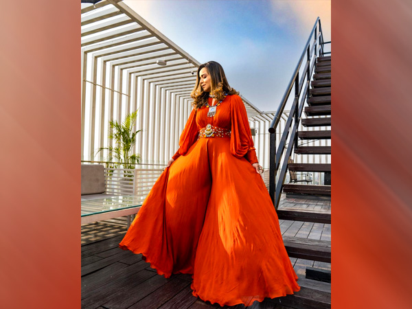 జంప్ సూట్