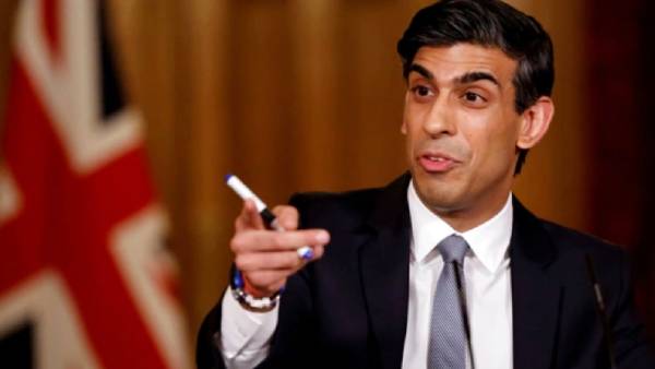  2. ఆక్స్‌ఫర్డ్ మరియు స్టాన్‌ఫోర్డ్ విశ్వవిద్యాలయంలో చదువుకున్నారు