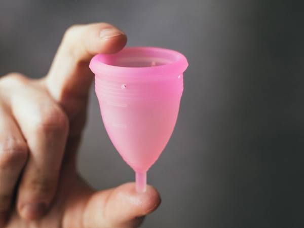 మెన్‌స్ట్రువల్ కప్ ఎలా ఉపయోగించాలి?