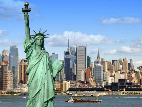 భారీ క్రిస్మస్ గిఫ్ట్: