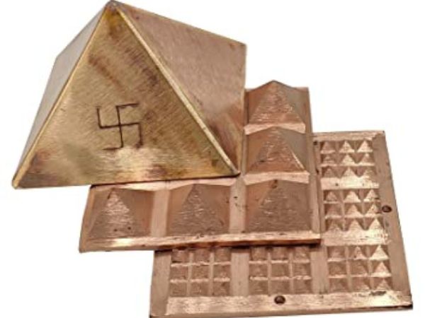 ఇంట్లో వాస్తు పిరమిడ్ ఎక్కడ ఉంచాలి?