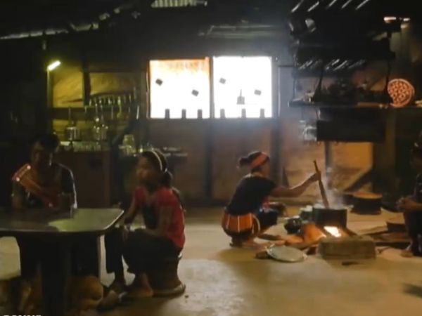 ఆ గ్రామం నాగా తెగ నివాసం: