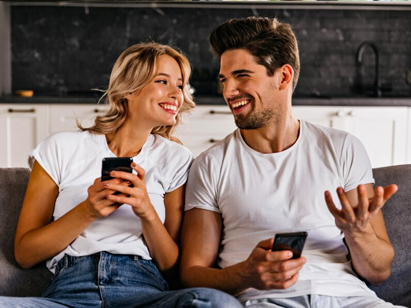 ఆర్థిక విషయాల గురించి మాట్లాడండి