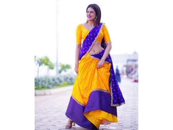 Shraddha das mesmerizing photos with traditional sarees and half sarees