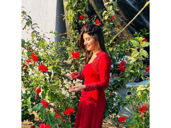 Actress Sreeleela looks beautiful in red dress; photos goes viral