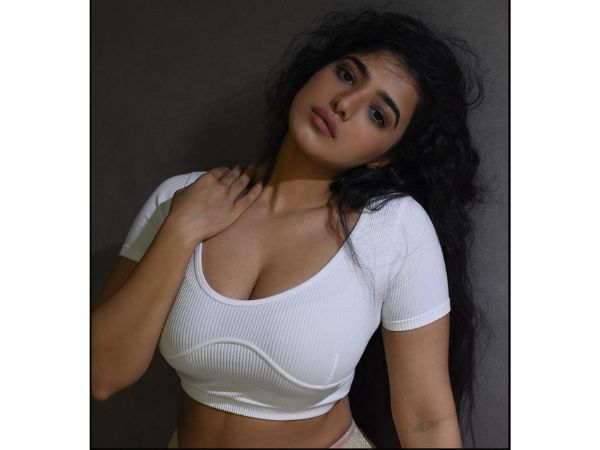 Mind blowing pics of actress Ketika sharma