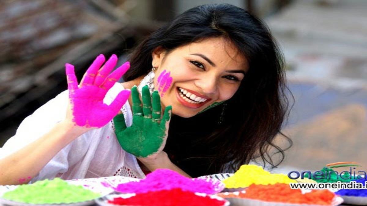 Holi colours meaning: What is the significance and Importance of each colours