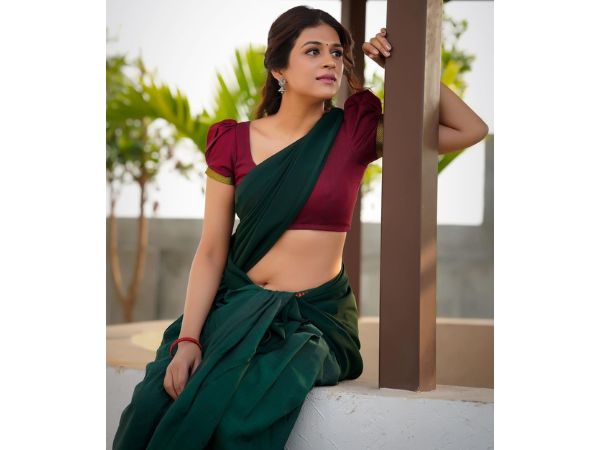 Shraddha das mesmerizing photos with traditional sarees and half sarees