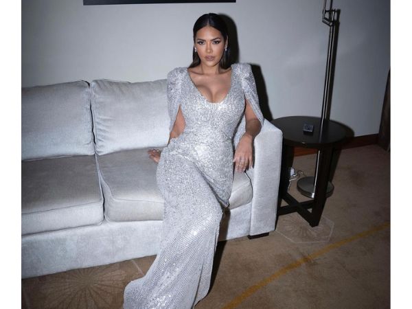 Ravishing pics of actress Esha Gupta latest