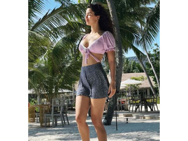 Disha patani stunning looks in black dress