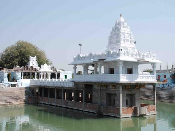 మహేశ్వరం శివాలయం: