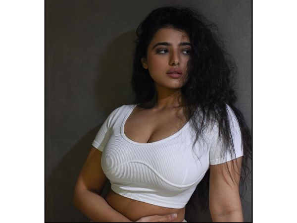 Mind blowing pics of actress Ketika sharma