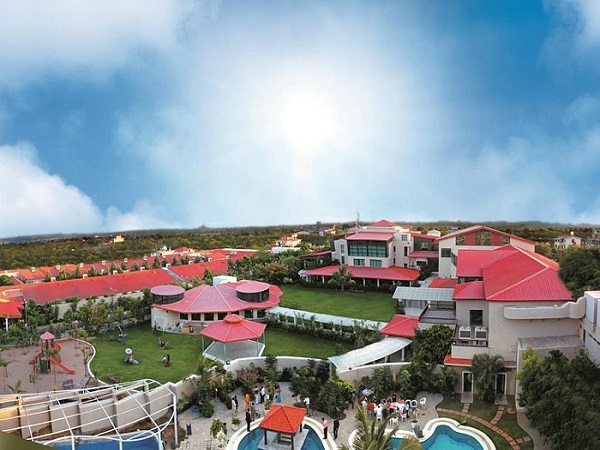 7. లియోనియా హోలిస్టిక్ డెస్టినేషన్