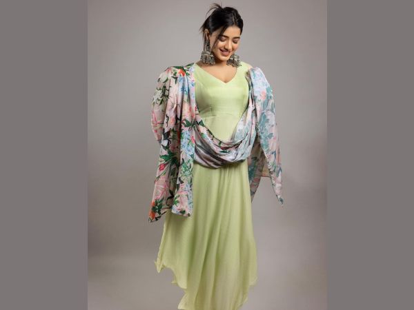 mesmerizing pics of romantic movie fame ketika sharma