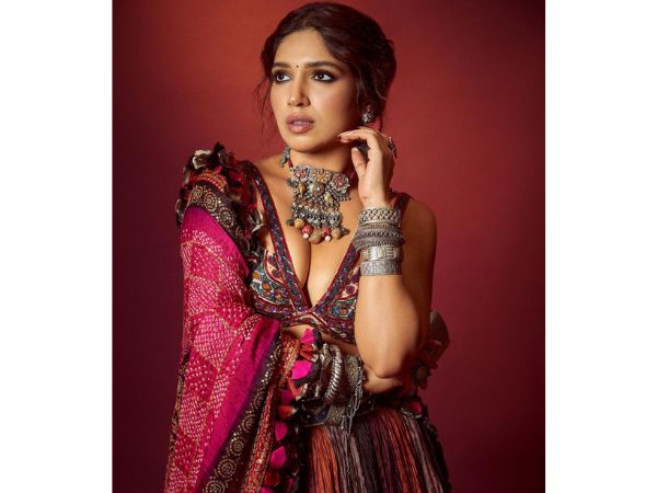 రోజూ 7 లీటర్ల నీరు: రోజూ 7 లీటర్ల నీరు: