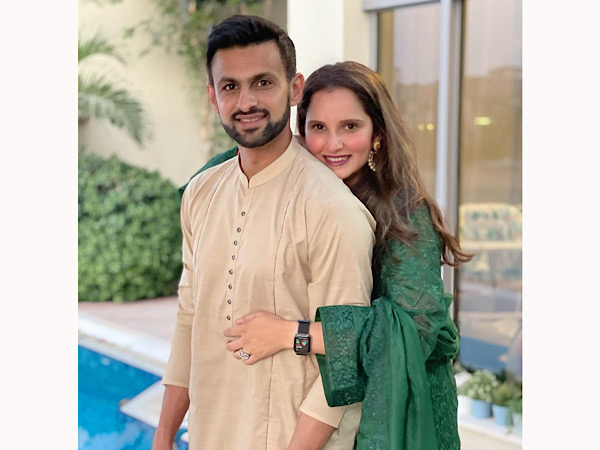 షోయబ్ మాలిక్ తో పెళ్లి