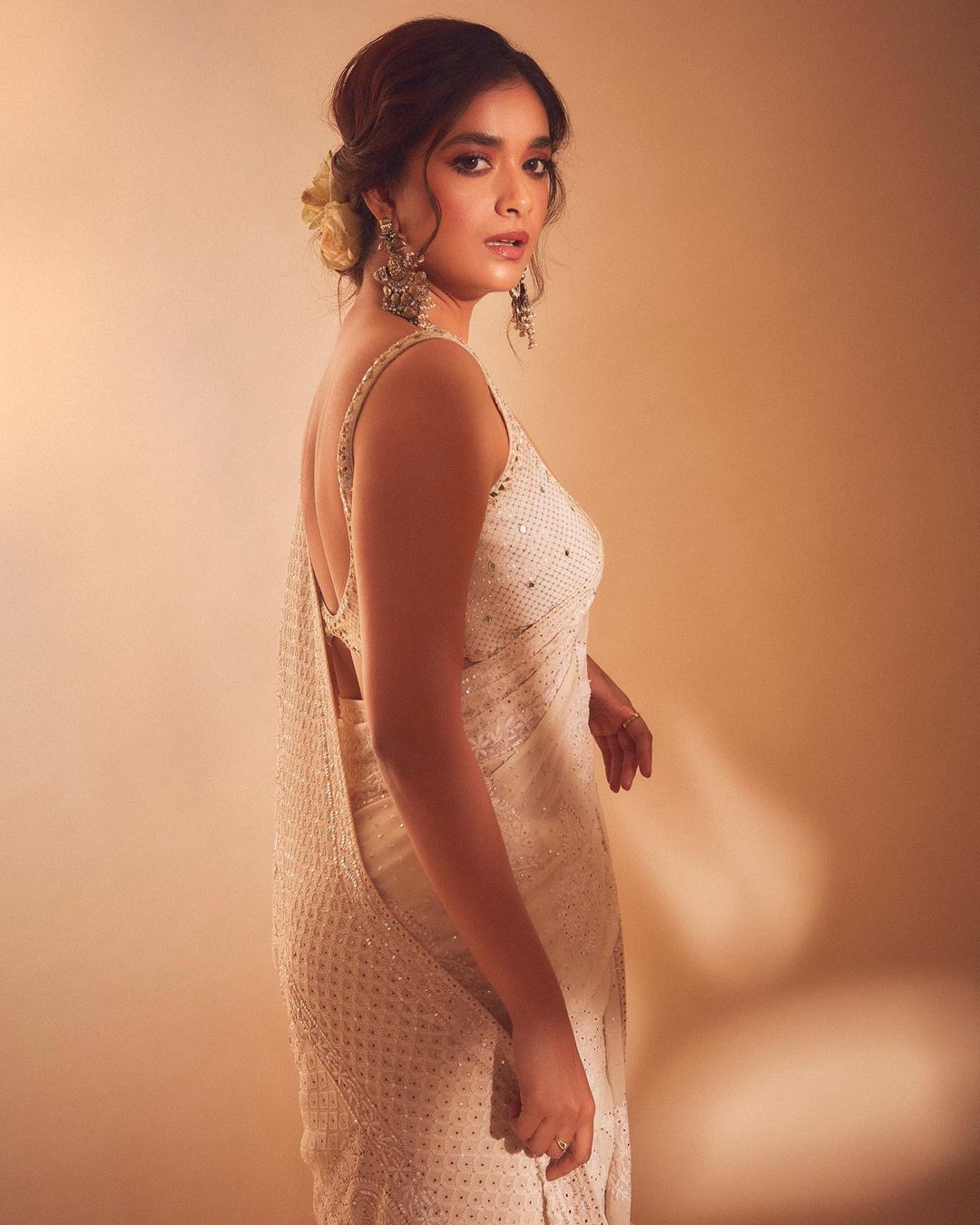 Actress Keerthy Suresh Mesmerizing Photos In Saree