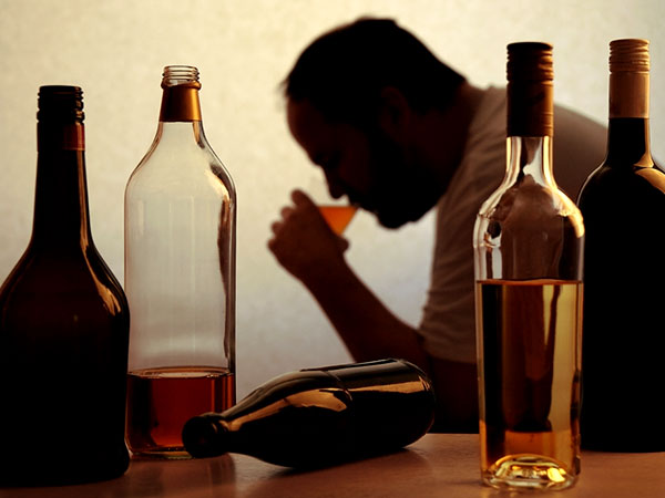 Signs Of Liver Damage From Excess Alcohol Intake in telugu