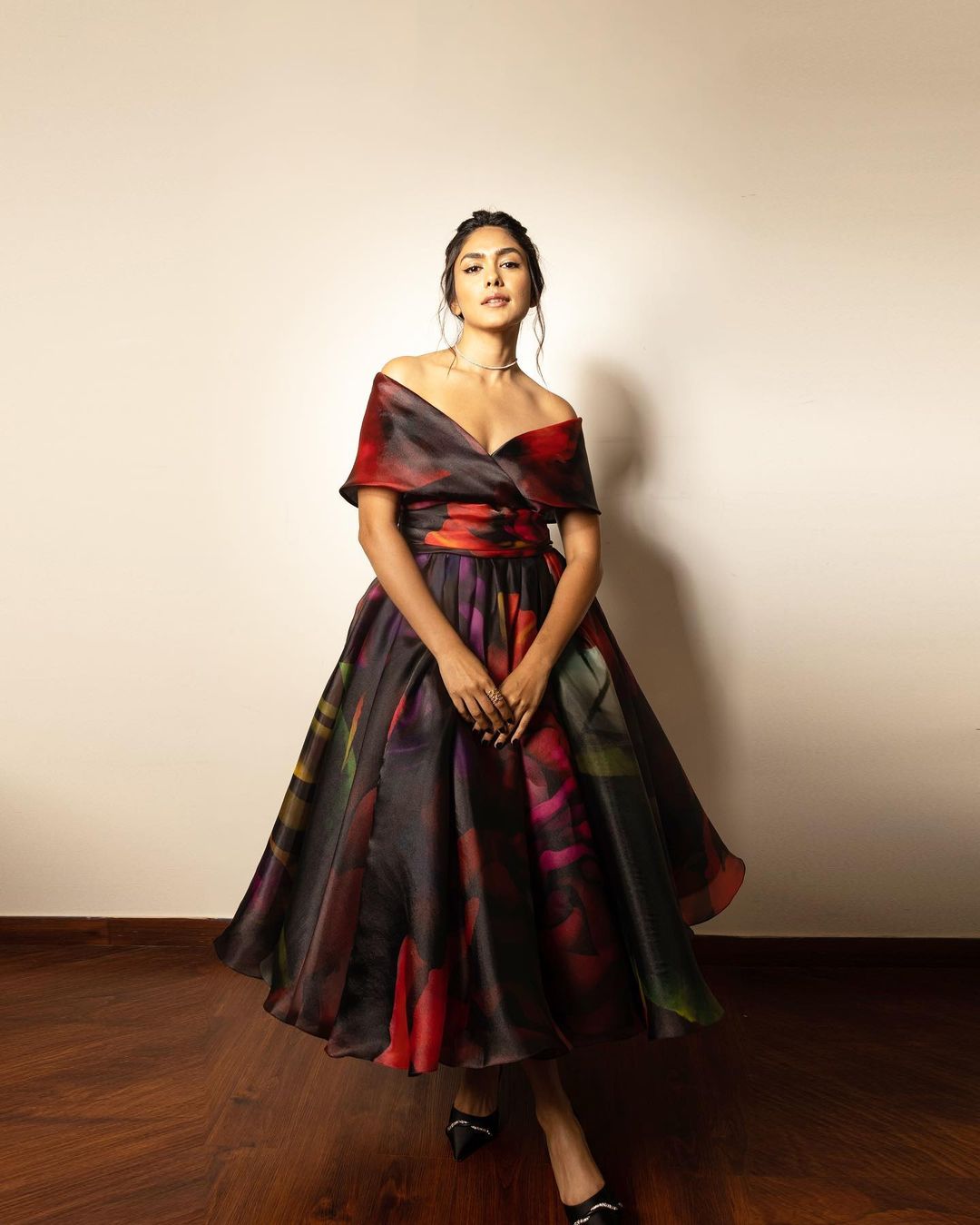 Actress Mrunal Thakur Sizzling Photos In Blue Bikini