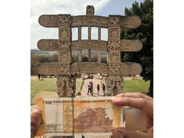 Historical Monuments and Events Printed on Indian Currency Notes In Telugu