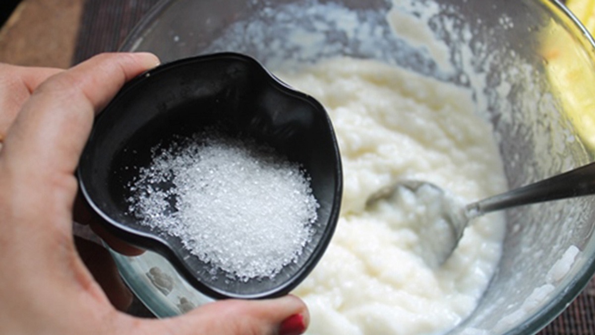 Curd with sugar or salt which is more healthy option in Telugu Curd with sugar or salt which is more healthy option in Telugu