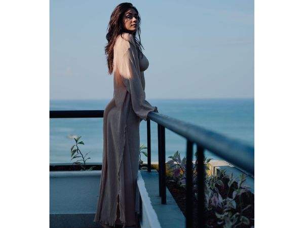 Actress Mrunal Thakur Sizzling Stills In Monochromatic Dress