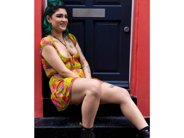 Kushbu Sunda Daughter Avantika Sundar Glamorous Pics In Modern Outfits