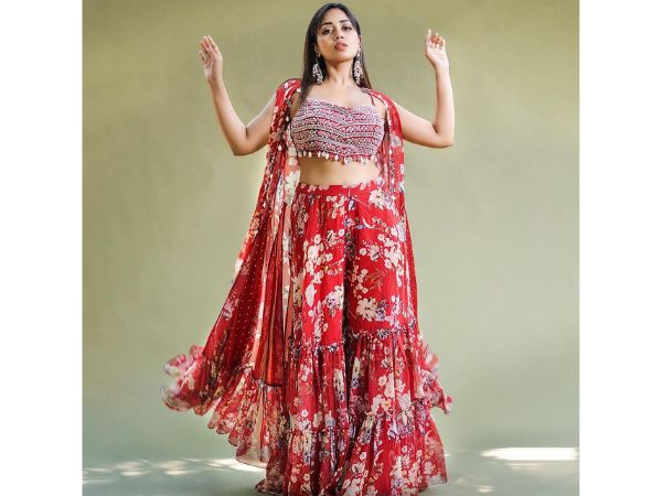 Actress Nivetha Pethuraj Beautiful Stills In Red Lehenga