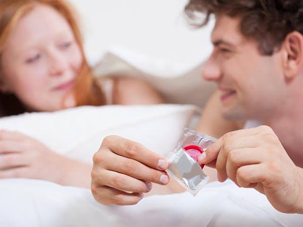 Romantic things a man can do to spice up the bedroom Romantic things a man can do to spice up the bedroom