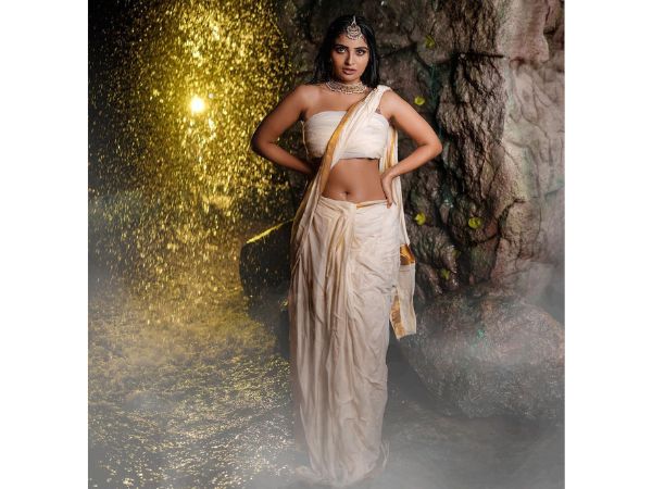 Actress Ananya Nagalla Glamorous Stills In Wet White Saree