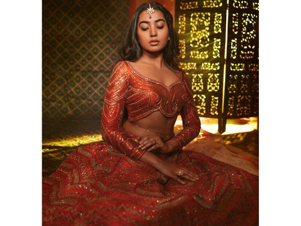 Actress Shivathmika Rajashekar Glamorous Looks In Lehegna