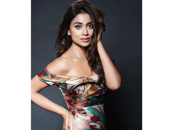 Actress Shriya Saran Stunning Looks In Trendy Dress