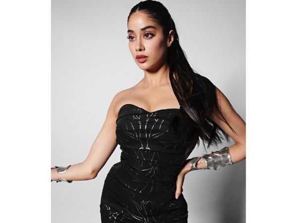 Actress Janhvi Kapoor Mesmerizing Stills In Black Outfit