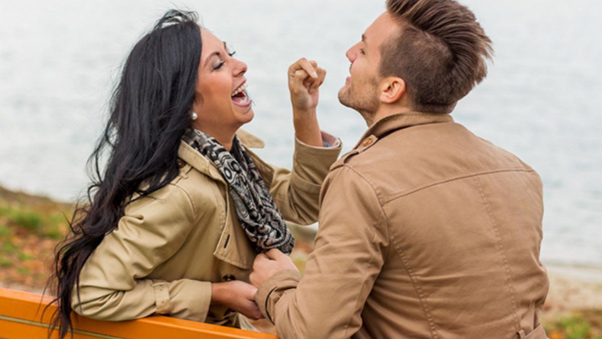 Avoid These Mistakes While Making Conversations With Women In Telugu Avoid These Mistakes While Making Conversations With Women In Telugu