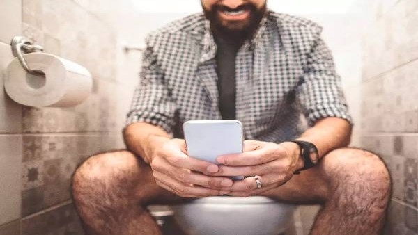 Why You Should Not Spend More Than 10 Minutes on the Toilet