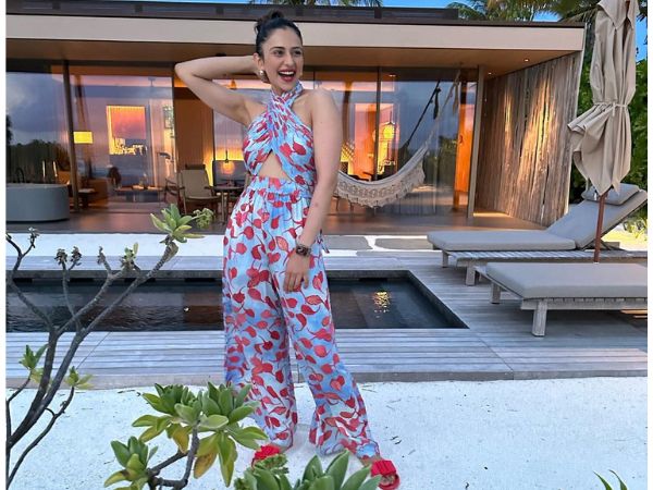 Actress Rakul Preet Singh Mesmerizing Looks In Jumpsuit