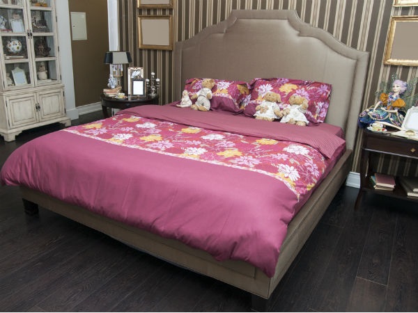 Bedroom vastu tips to improve your love life in telugu