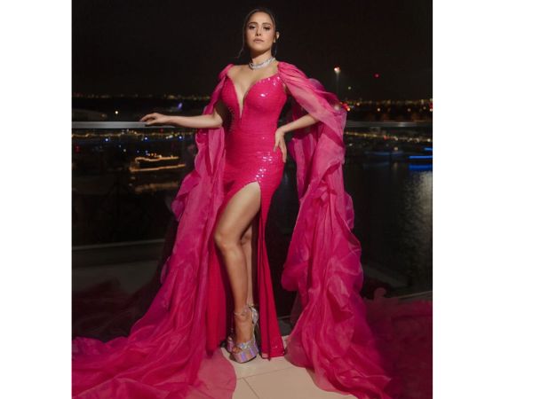 Actress Nushrrat Bharuccha Glamorous Stills In Pink Outfit