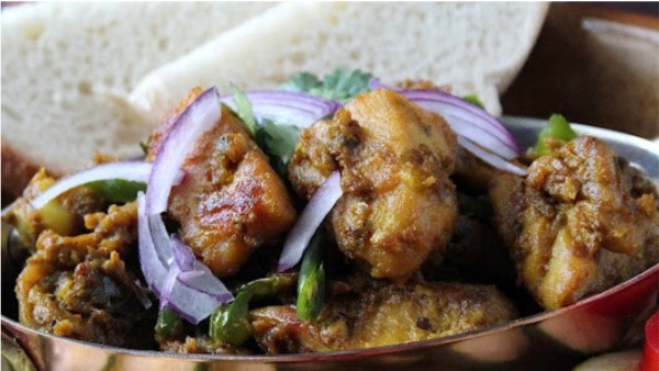Andhra Ruchulu: Andhra Style Green Chilli Chicken