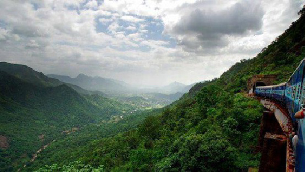 Must Watch Places In AP During Monsoon In Telugu