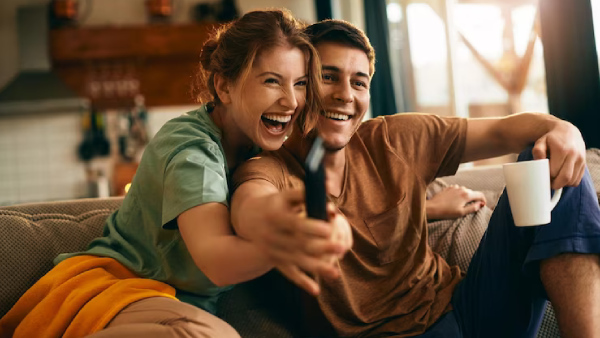 Best Couple Watch Movies In Hotstar Know In Telugu