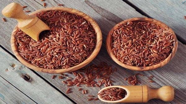 Top 10 Kitchen Ingredients You Should Eat During Monsoon According to Ayurveda in telugu